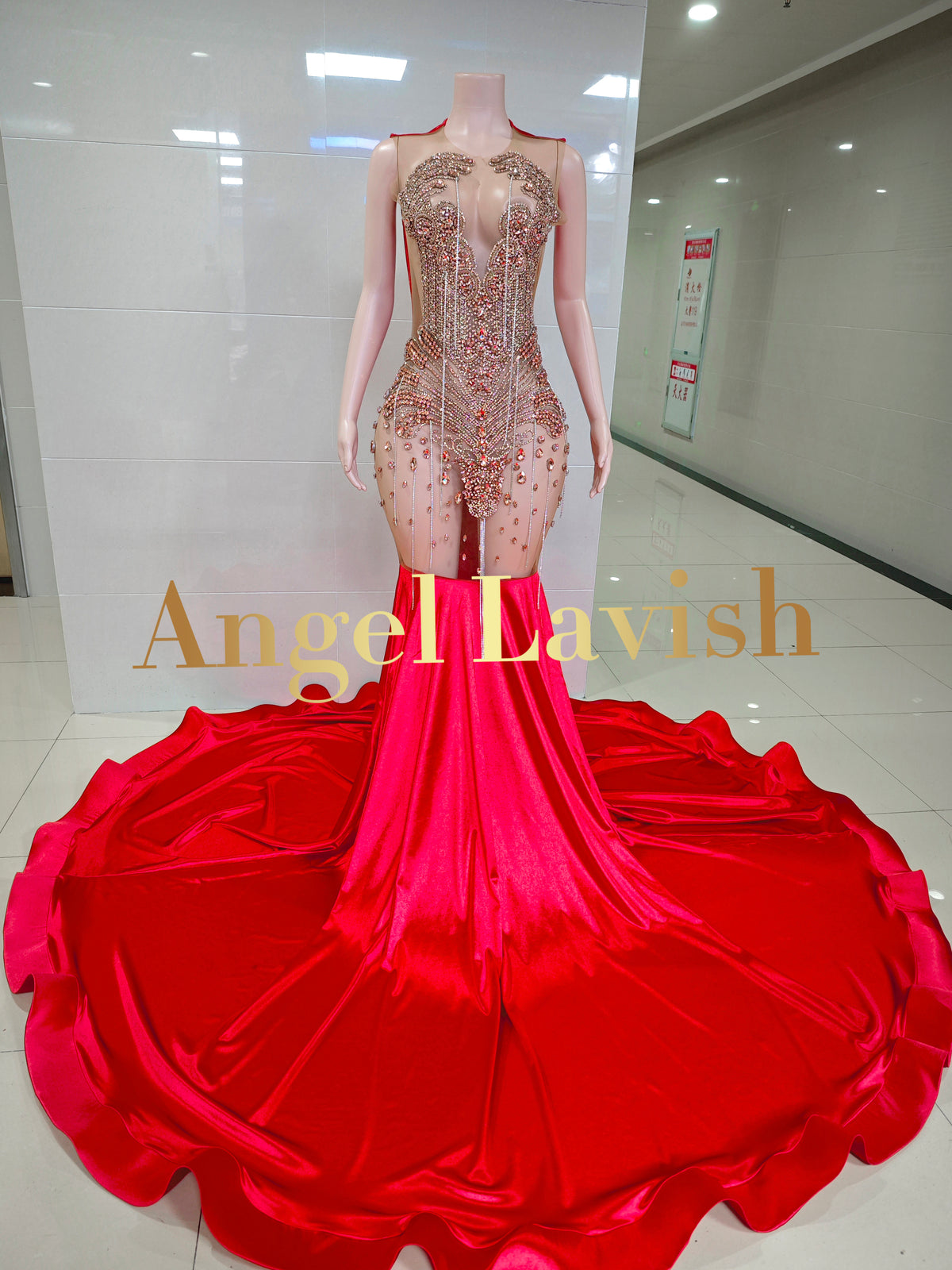 TH082603698 Red