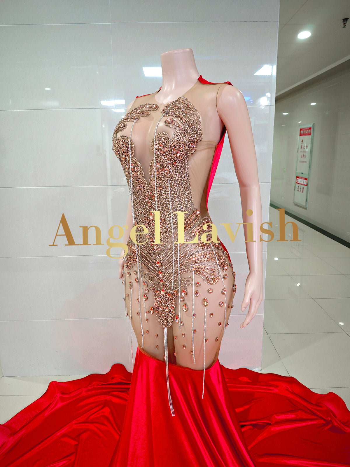 TH082603698 Red