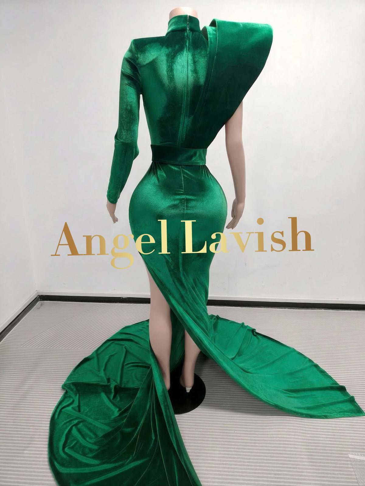 TH26010920 Green